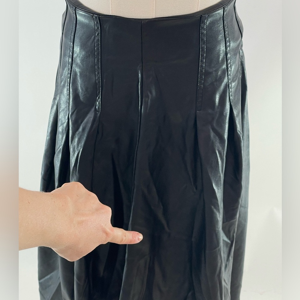 Natori Faux Leather Midi Skirt Black, 4 - Picture 7 of 9